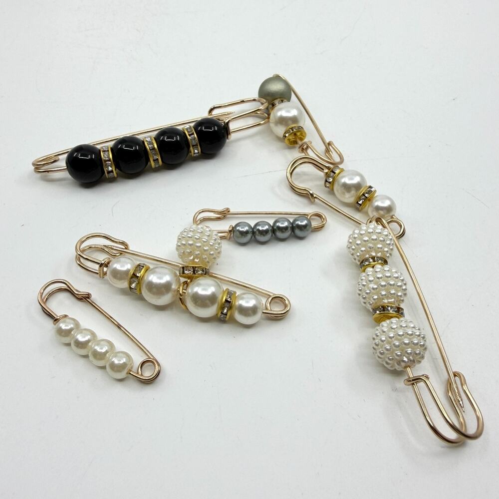 7 Pc Gold Tone Safety Pin Brooch Set Faux Pearl Crystal Decorative Accessory